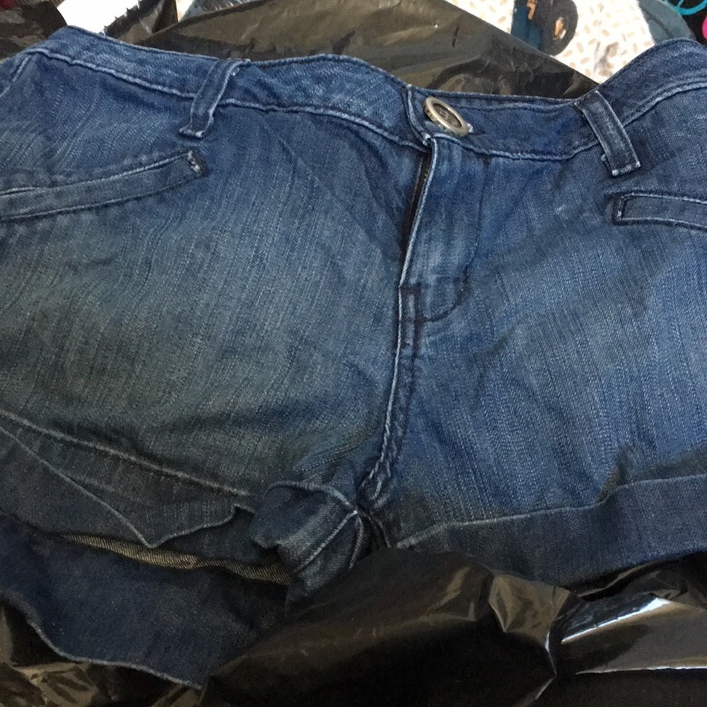 FINAL MARKDOWN LADIES level ninety nine shorts 8